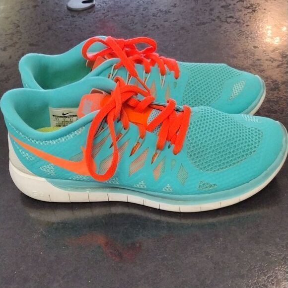 Nike sneakers  - Picture 2 of 5